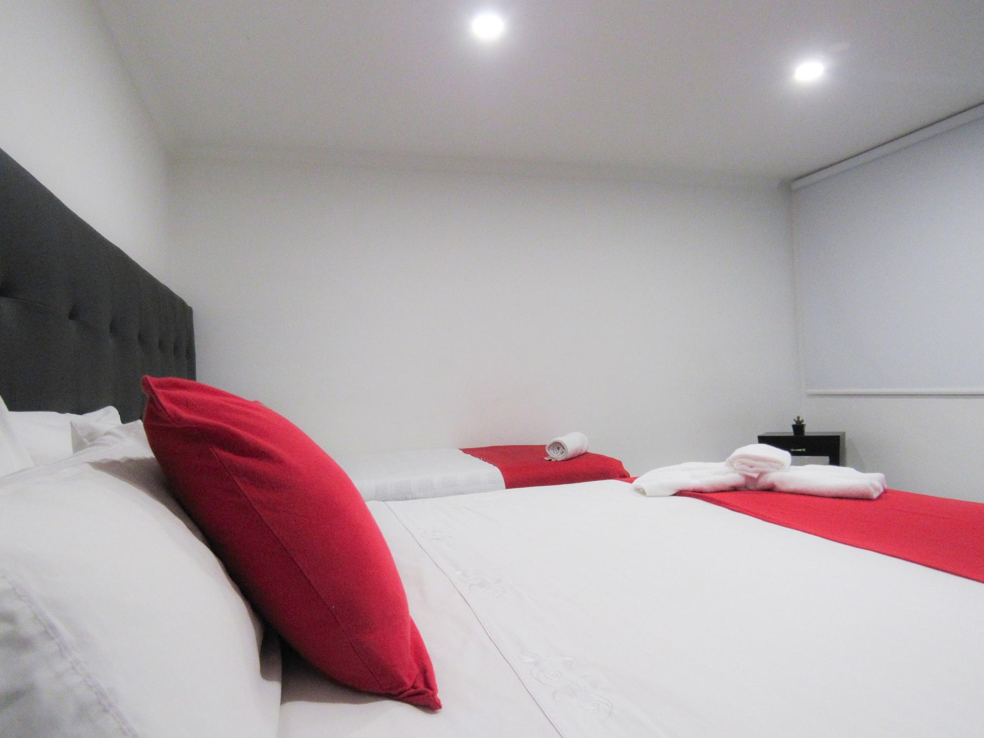 Hotel Metro 26 Богота Екстериор снимка