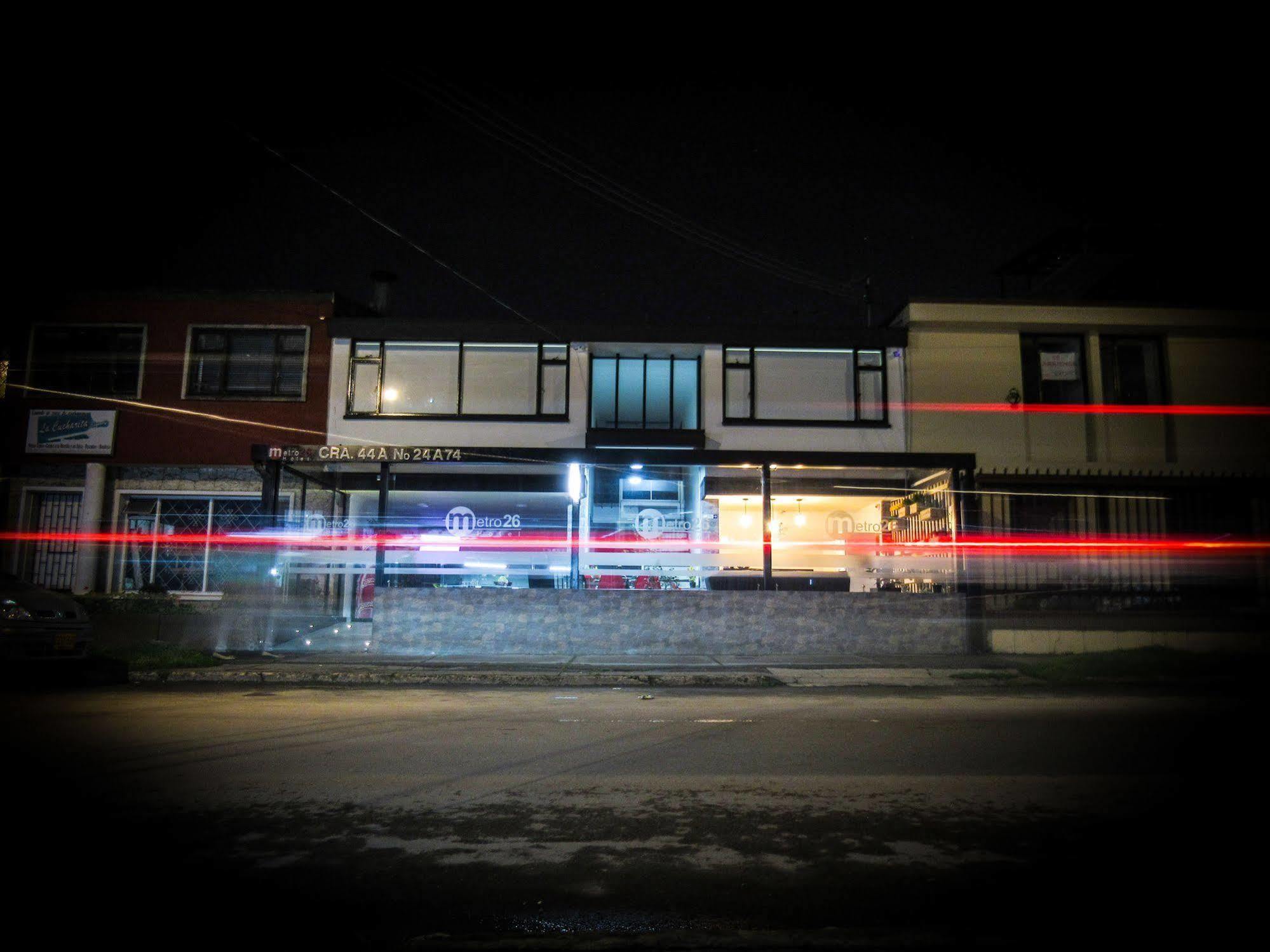 Hotel Metro 26 Богота Екстериор снимка